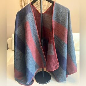 BB Dakota by Steve Madden Wrap/ Poncho